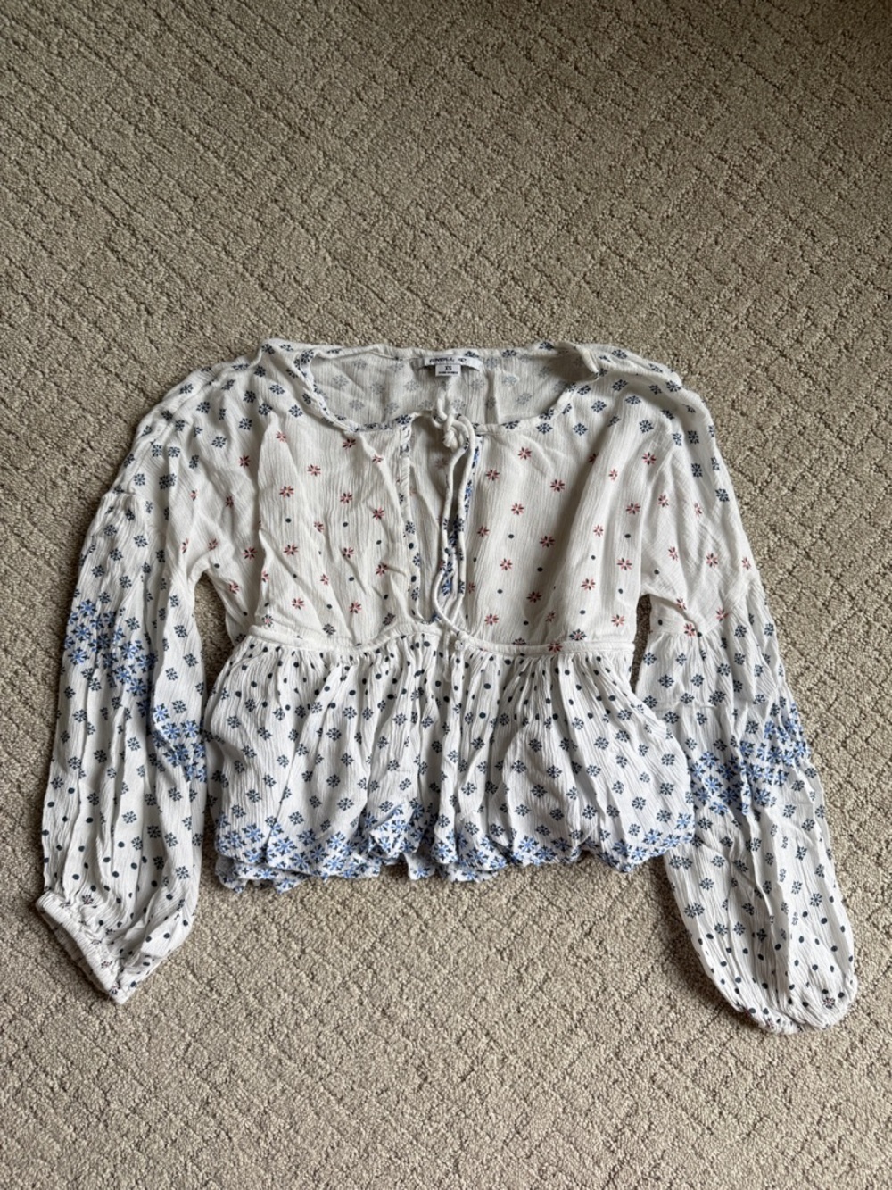 O'Neill White Peplum Blouse with Blue & Red Floral Print
